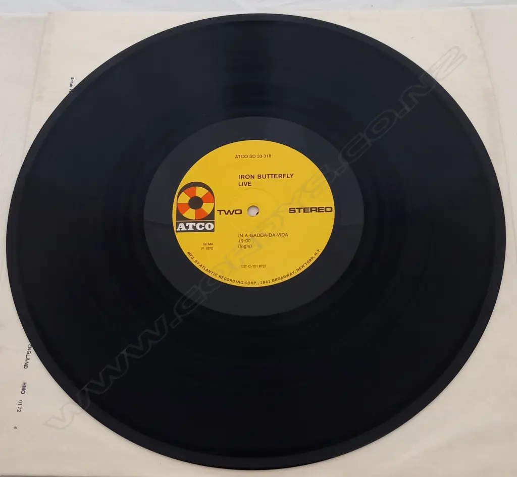 Iron Butterfly, Live Image 1++